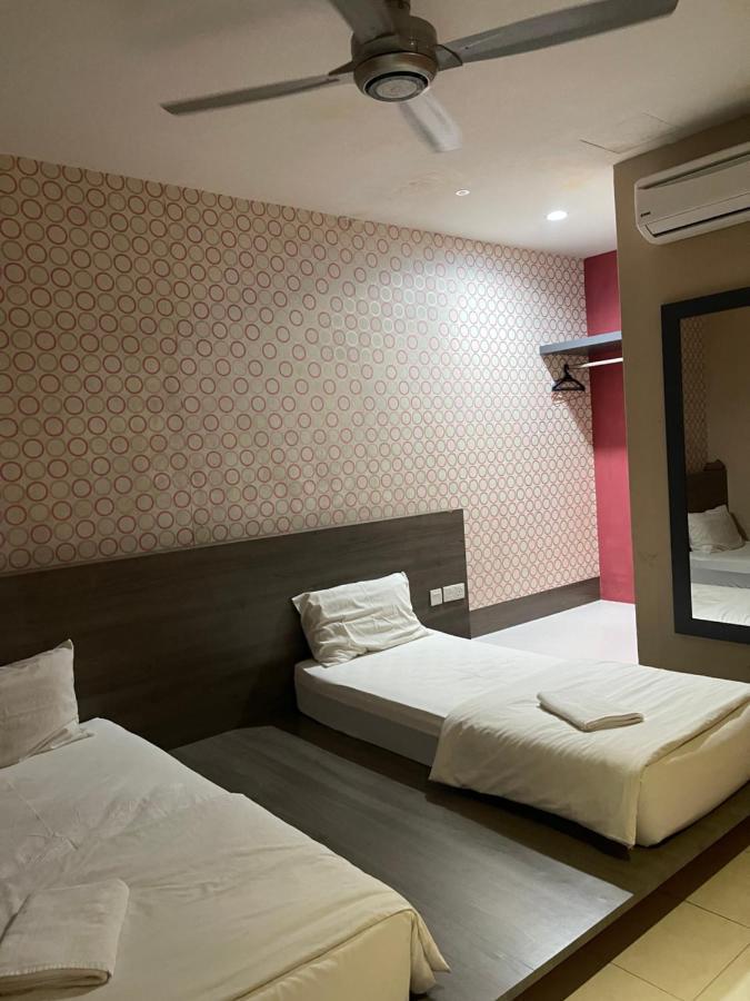 Golden Guest House Kuantan Exterior foto